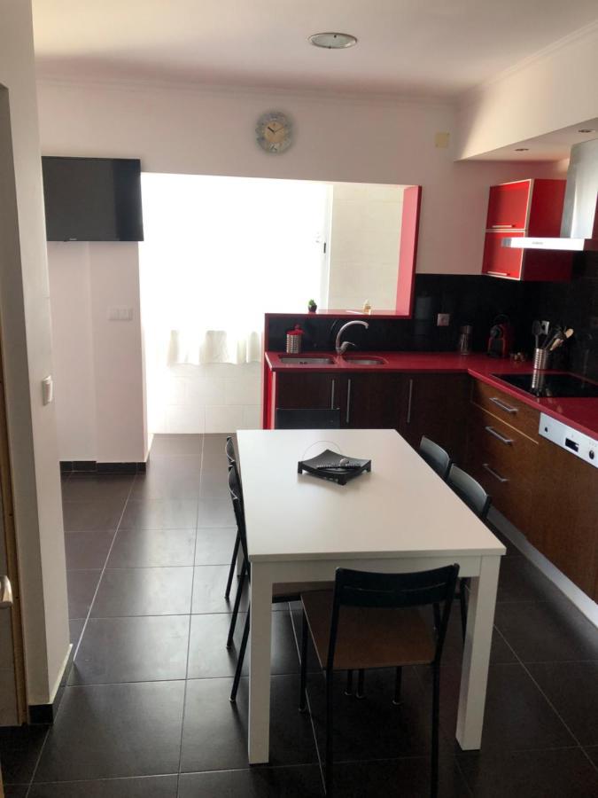 Appartement jusqu'à 6 personnes sur la presqu'île de Peniche surf Portugal Exterior foto